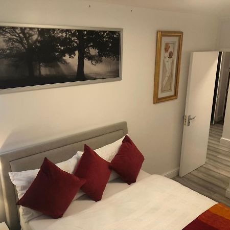 Luxury 2 Bedroom Flat In Abbey Wood, 伦敦 外观 照片